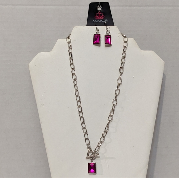 Sexy Sassy Silver & Hot pink Faceted Square Necklace & Earrings Set NEW - Picture 4 of 14
